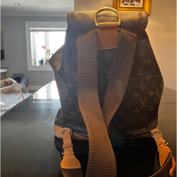 💯 Authentic Louis Vuitton Montsouris Backpack GM - Picture 4 of 10